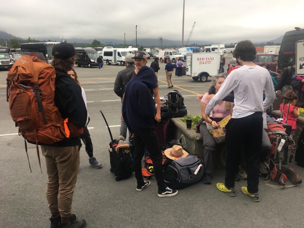 2019-07-12 07-50th-anniversary-cruise-Seward-to-Anchorage-02-Vale-Angie-Justin-Kyla-Suzi-Dax.JPG
